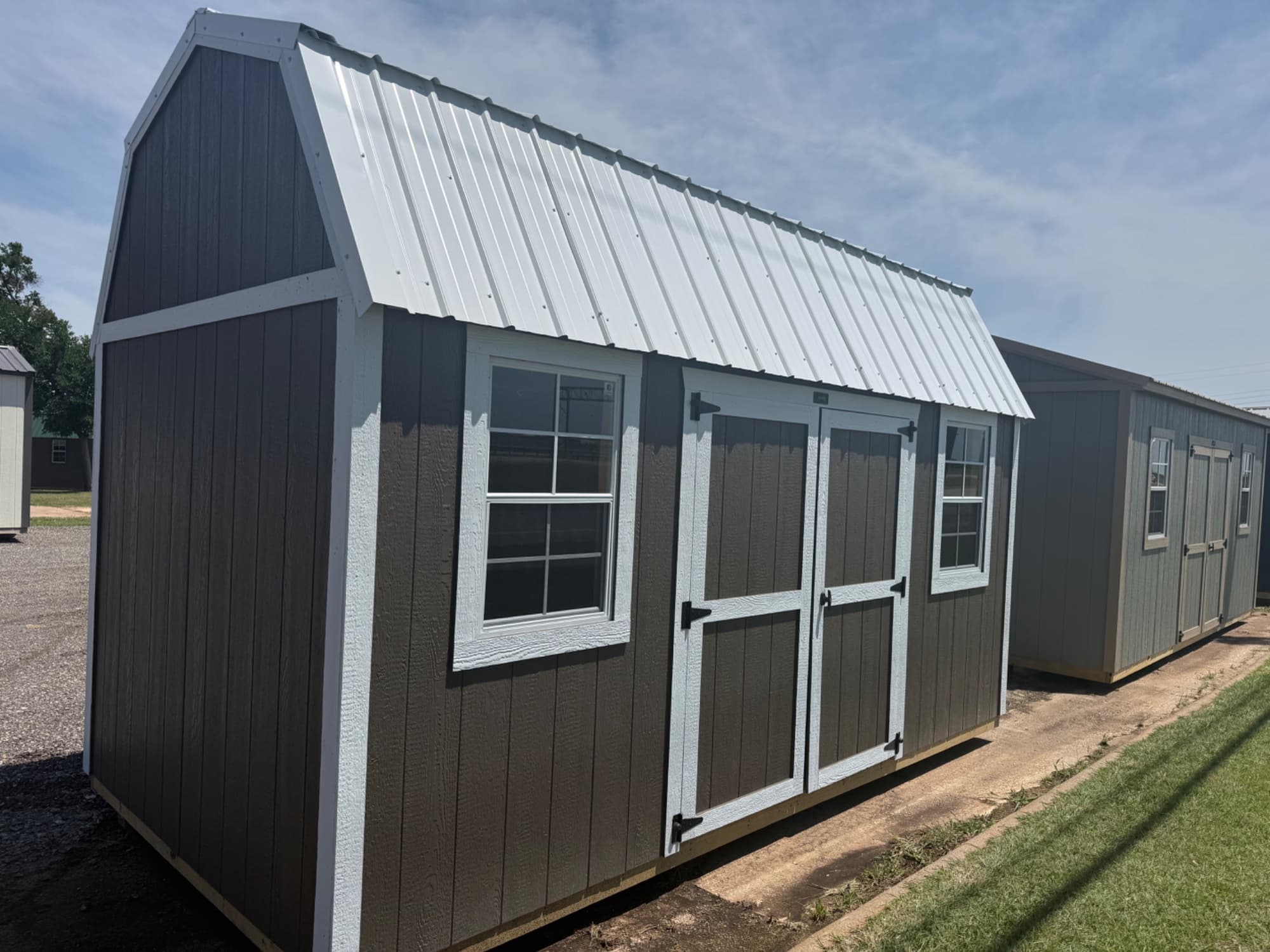 8x16 Side Lofted Barn